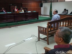 Sopir Sutan Pernah Diperintah Setor Ribuan Dolar AS ke Bank
