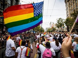 Gereja Episkopal AS Izinkan Pemberkatan Pernikahan Sesama Jenis