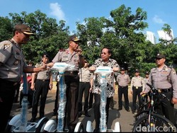 Kapolda Metro Terima Hibah 300 Sepeda dan 10 Segway dari Djan Faridz