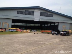 Lanud Soewondo Medan Disesaki Karangan Bunga Duka Cita, Ada dari Jokowi