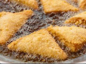 6 Makanan Berkolesterol Tinggi yang Sebaiknya Dihindari 6 Makanan Berkolesterol Tinggi yang Sebaiknya Dihindari