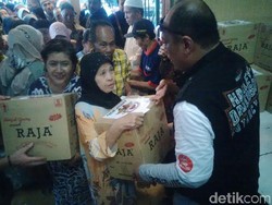 HDCI Surabaya Blusukan Kampung, Gelar Baksos di Kemlaten