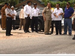 Bupati Siak Izinkan PNS Mudik Pakai Mobil Dinas Asal Tak ke Luar Riau