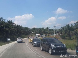 Pemkab Kampar Siagakan. 24 Jam Tim Medis dan Ambulans di Posko Mudik