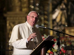 Paus Fransiskus Serukan Pembebasan Pastur dan Uskup di Suriah