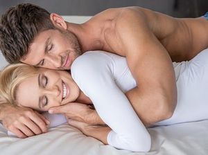 3 Posisi Bercinta yang Buat Quickie Sex Lebih Menggairahkan