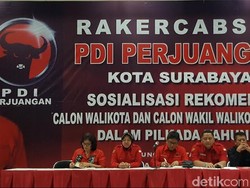 Sosialisasi Tiket Calon Wali Kota Surabaya, Risma Hadir Berbaju PDIP