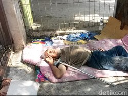 Teka-teki Keluarga Kakek Heri dan 2 Foto Perempuan Muda di Dompet