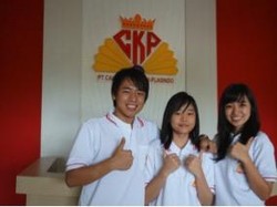 Sindra Dewi, Mempersiapkan Diri Menjadi Penerus Sejak Usia Muda