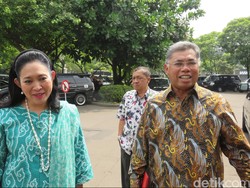 Titiek Soeharto dan Pontjo Sutowo Temui Jokowi di Istana