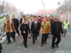 Menteri Agraria Berharap Suku Tengger Tak Jual Tanahnya