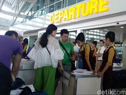 Sempat Ditutup karena Aktivitas Gunung Raung, Bandara Ngurah Rai Kini Dibuka