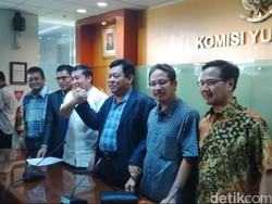 KY Siap Beri Bantuan Hukum untuk Suparman dan Taufik