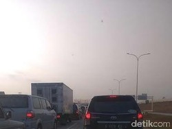 Pintu Masuk Tol Cipali Mulai Macet Hingga 2 Km