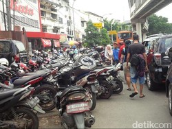 Semrawutnya Kawasan Jatinegara, Entah Kapan Bisa Tertib