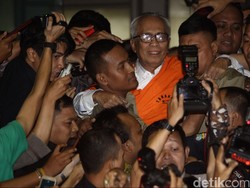 Kaligis Sebut Masih Saksi Tapi Ditahan, KPK: Sprindik untuk Status Tersangka