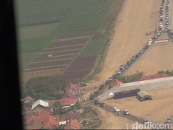 Rupa Rumah di Tengah Proyek Tol Pejagan-Pemalang dari Udara