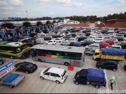 H+4, Total Ada 114.321 Kendaraan Masuk ke Jakarta Hingga Pagi ini