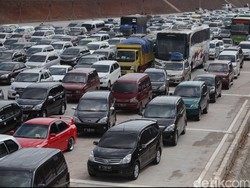 Titik-titik Macet di Puncak Arus Mudik Hari Ini