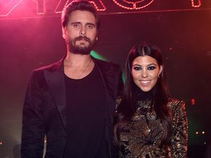 Kourtney Kardashian Liburan Bareng Scott Disick, Balikan?