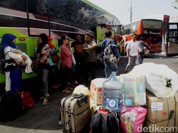 Puncak Arus Mudik, Tak Ada Penumpang Berjubel di Terminal Kampung Rambutan