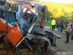 Ini Identitas 5 Korban Tewas dan 9 Luka Kecelakaan Beruntun di Semarang