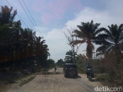 Jalan dan Jembatan Rusak, Pungli Merajalela di Jalan Lintas Asahan-Tobasa Jalan dan Jembatan Rusak, Pungli Merajalela di Jalan Lintas Asahan-Tobasa