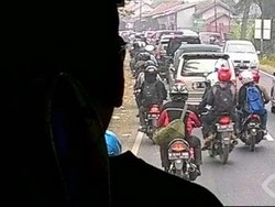 Tasikmalaya Arah ke Bandung Padat Merayap Pagi ini