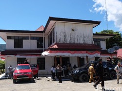 Mensos Pastikan Puluhan Kios yang Terbakar di Tolikara akan Direlokasi