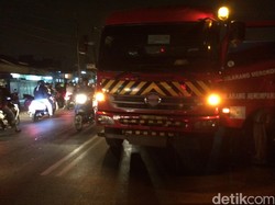 Pemotor Terlindas Truk Tangki di Kalimalang, Lalin Arah Bekasi Tersendat