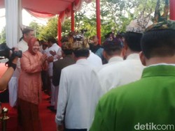 Halal Bihalal dengan PNS, Risma: Saya juga Minta Maaf