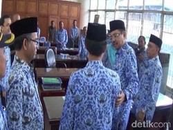 Gubernur Sumut Sedang Diperiksa KPK, Wagub Pimpin Apel Hari Pertama Kerja