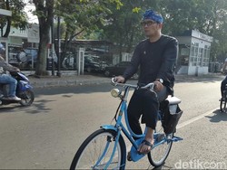 Bersepeda, Ridwan Kamil Sidak Keliling Kantor Dinas