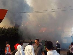 Kebakaran di Parkiran Luar Stasiun Bogor Hanguskan 25 Motor