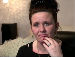 Dalam Kondisi Tak Sadar Diri, Semua Gigi Alison Dicabut Tanpa Alasan Jelas