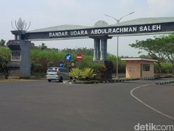 Bandara Abdulrachman Saleh Tutup, Calon Penumpang Diberangkatkan Pakai Bus