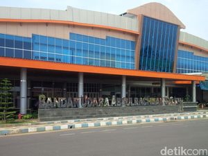 Aktivitas Penerbangan di Malang Masih Tak Terdampak Erupsi Gunung Semeru Aktivitas Penerbangan di Malang Masih Tak Terdampak Erupsi Gunung Semeru