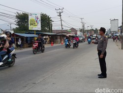 Arus Balik Wisata Padat, Polisi Berlakukan Satu Jalur Anyer Arah Jakarta