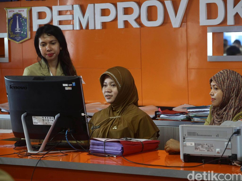 Gaji PNS Melejit di Era Ahok Biar Nggak Ada Pungli Gaji PNS Melejit di Era Ahok Biar Nggak Ada Pungli