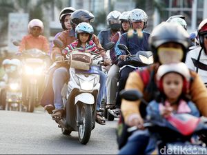 Polisi Siap Terima Penitipan Kendaraan Warga yang Akan Mudik Polisi Siap Terima Penitipan Kendaraan Warga yang Akan Mudik