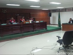 Sutan Bhatoegana Dituntut 11 Tahun Penjara