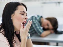 Terungkap! Kuliah Pagi Ternyata Memengaruhi Penurunan Prestasi Akademik