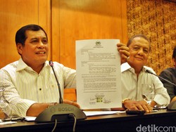 Sambangi KPU, Kubu Ical Serahkan Surat Kesepakatan Calon di Pilkada