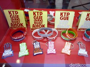 Teman Ahok Kumpulkan Ulang KTP Dukungan untuk Ahok-Heru di Pilgub DKI