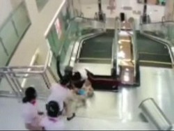 Petugas Teledor, Seorang Ibu Tewas Tertelan Eskalator Mal