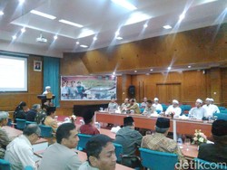 Bina Kerukunan, Jajaran Polres Jaksel Ngopi Bareng Tokoh Lintas Agama