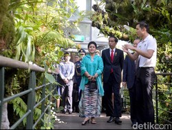 Dikelilingi Perempuan Saat Pidato Acara Hari Ibu, Jokowi Minta Izin ke Iriana