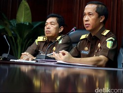 Telusuri Dana Bansos, Tim Jaksa Kejagung Koordinasi dengan BPK di Medan
