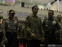 Jaga Kekayaan Indonesia, Pesan Jokowi Kepada Calon Perwira TNI-Polri