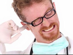 Bersihkan Kotoran Telinga dengan Ear Candle, Disarankan Atau Tidak?